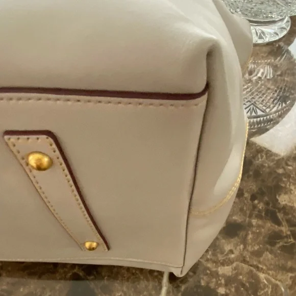 NWT Fabulous Dooney & Bourke Medium Russel - Picture 3 of 7